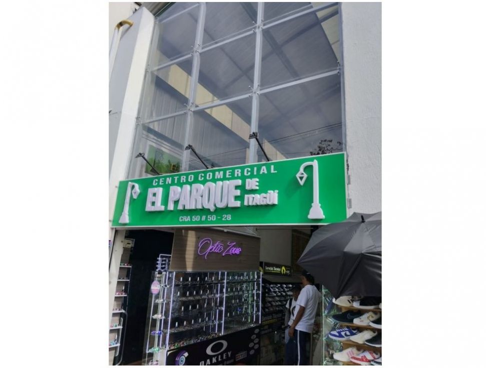 Local en venta Antioquia Medellín Colon 12 m2 Habitaciones 0 Baños 0 Garajes 0 Precio $97000000