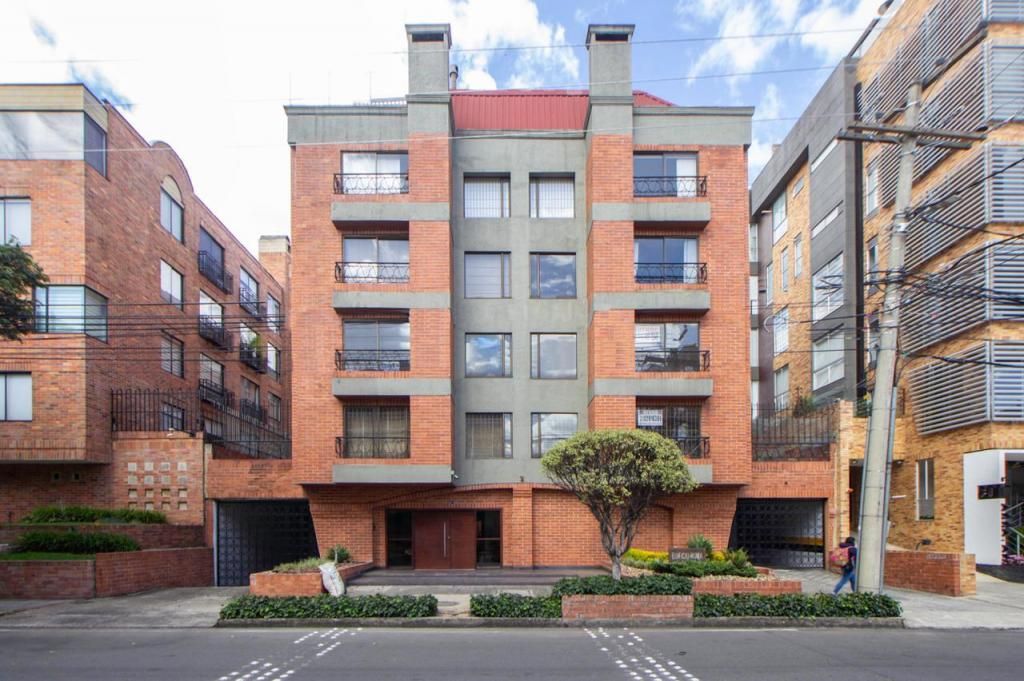 Apartamento en venta Cundinamarca Bogotá Santa Bibiana 454 m2 Habitaciones 5 Baños 5 Garajes 4 Precio $3000000000