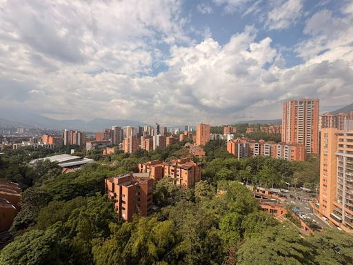 Apartamento en arriendo Antioquia Envigado Zúñiga 148 m2 Habitaciones 4 Baños 4 Garajes 1 Precio $6500000