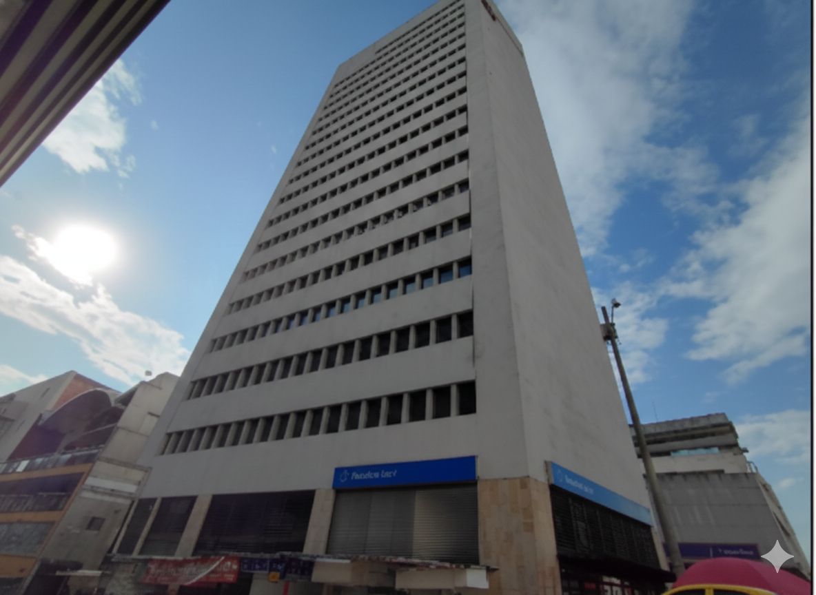 Inmuebles en Remate Parqueadero en venta Valle Del Cauca Cali San Pedro 128 m2 Habitaciones 0 Baños 0 Garajes 6 Precio $310000000