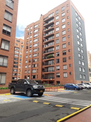 Apartamento en arriendo Cundinamarca Bogotá Santa Helena Et I 64 m2 Habitaciones 3 Baños 2 Garajes 1 Precio $2600000