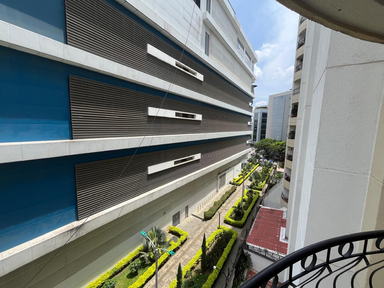 Apartamento en arriendo Valle Del Cauca Cali Chipichape 120 m2 Habitaciones 3 Baños 3 Garajes 2 Precio $3500000