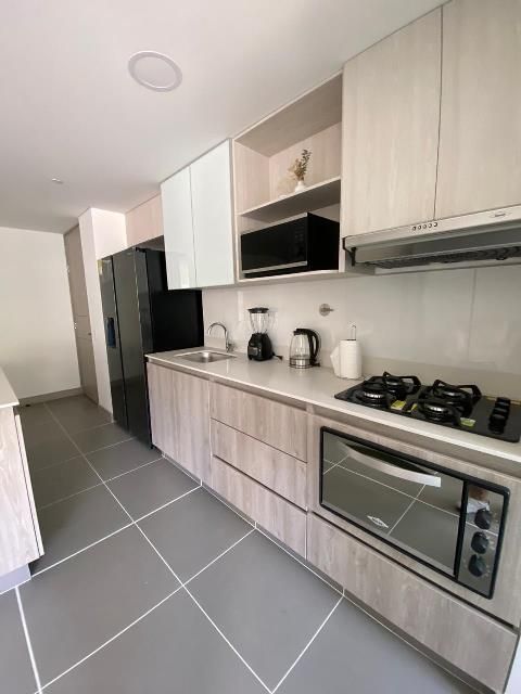 Apartamento en venta Antioquia Envigado Jardines 95 m2 Habitaciones 3 Baños 2 Garajes 2 Precio $940000000