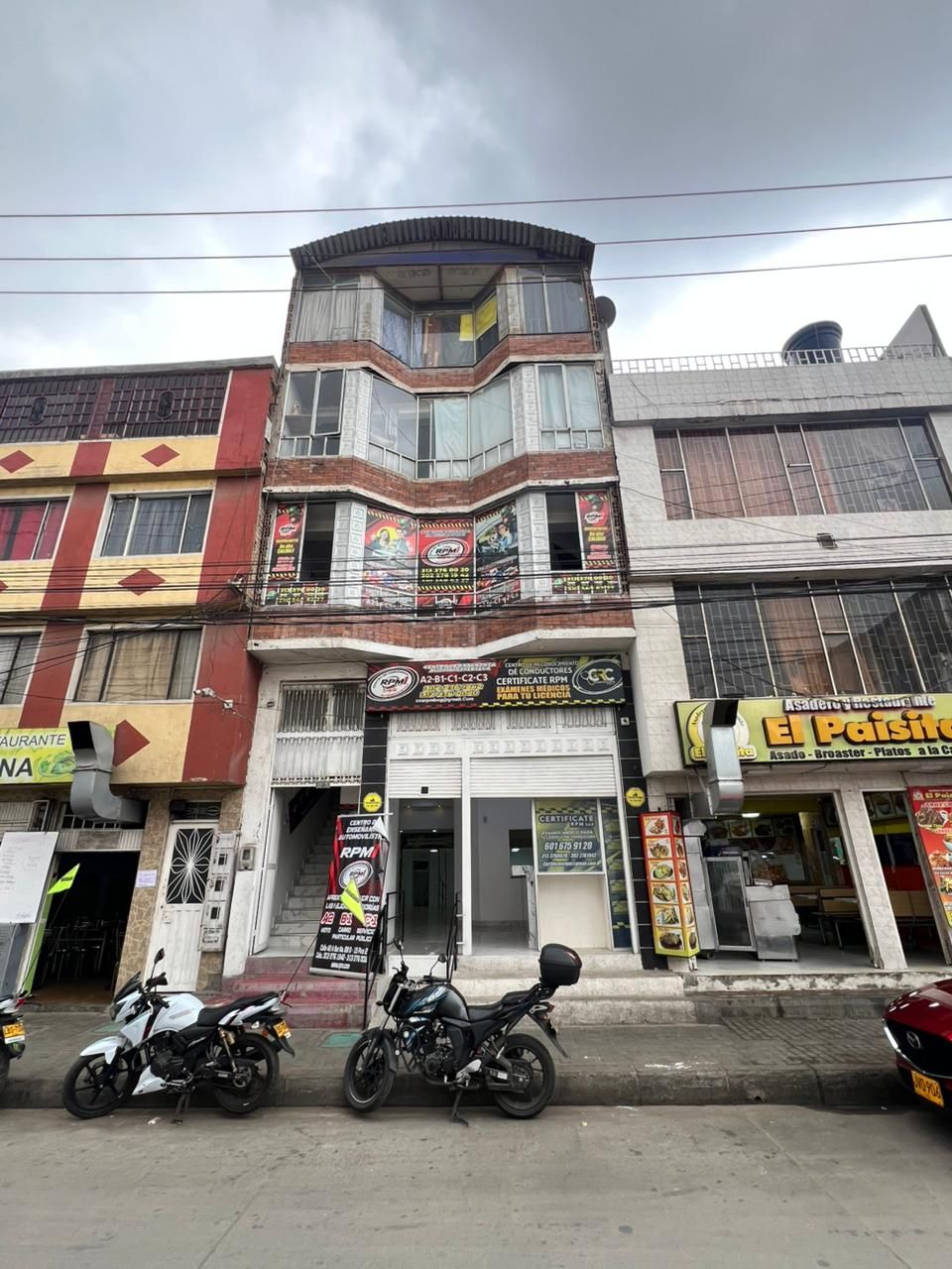 Local Comercial en arriendo Cundinamarca Bogotá Dindalito 144 m2 Habitaciones 0 Baños 2 Garajes 0 Precio $6000000