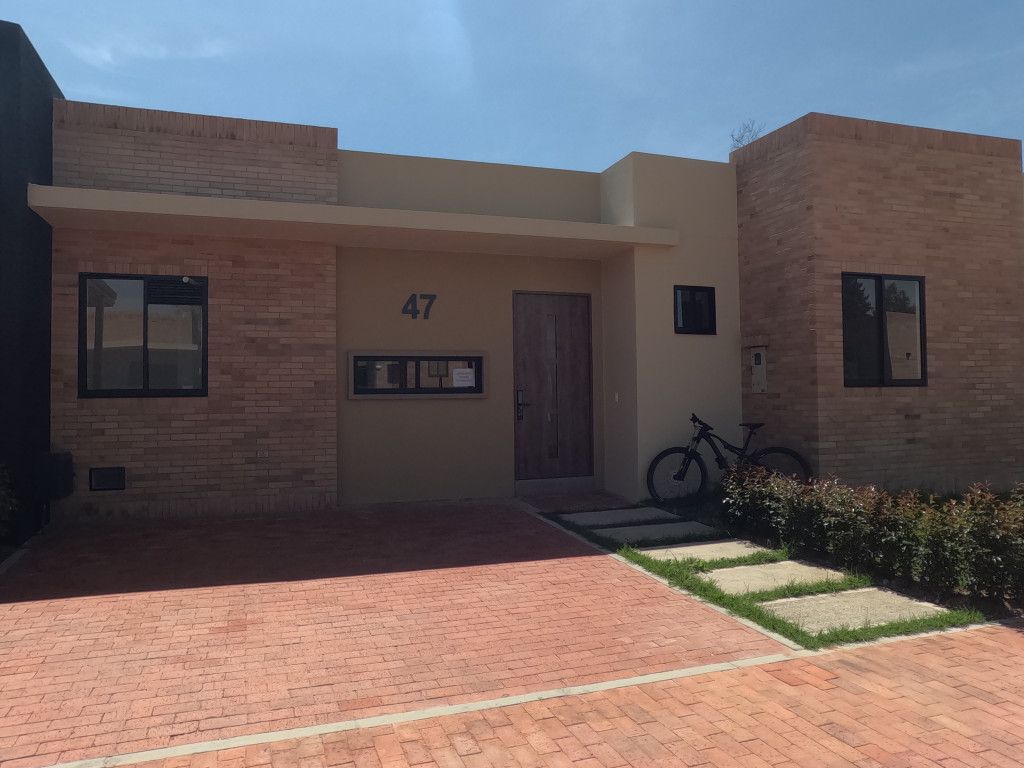 Casa en arriendo Cundinamarca Chía Chia 128 m2 Habitaciones 3 Baños 2 Garajes 2 Precio $6650000