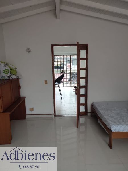 Casa en venta Antioquia Medellín Laureles 148 m2 Habitaciones 3 Baños 3 Garajes 0 Precio $1560000000