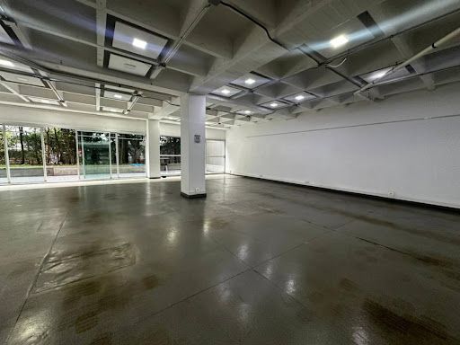 Local en arriendo Antioquia Medellín Urbanizacion Santa Maria De Oviedo 500 m2 Habitaciones 0 Baños 3 Garajes 3 Precio $50000000