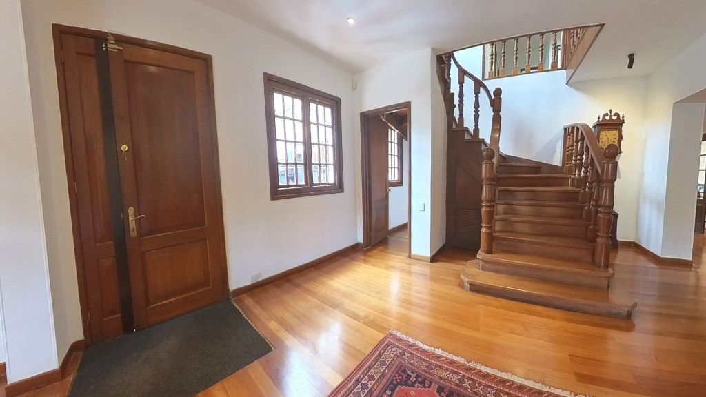 Casa en venta Cundinamarca Bogotá Quinta Camacho 890 m2 Habitaciones 9 Baños 8 Garajes 3 Precio $3400000000