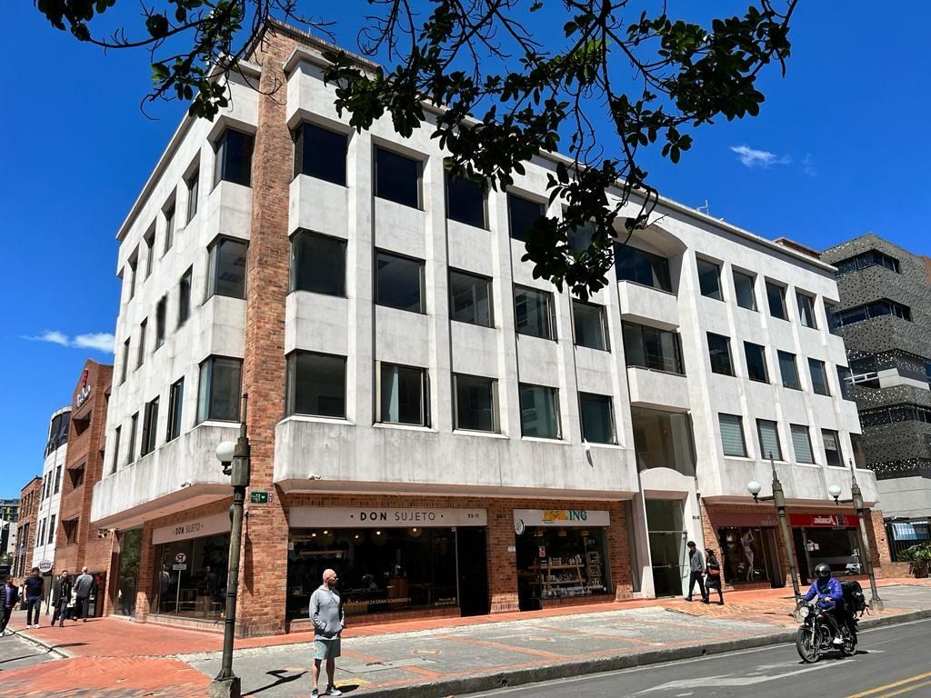 Edificio en venta Cundinamarca Bogotá Chicó Norte 3103 m2 Habitaciones 5 Baños 10 Garajes 15 Precio $14000000000