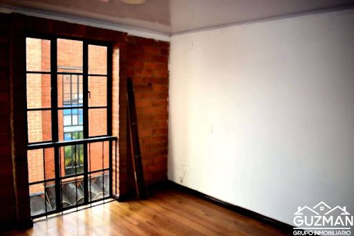 Casa en arriendo o venta Caldas Manizales Los Rosales 250 m2 Habitaciones 6 Baños 3 Garajes 1 Precio venta $590000000 Precio arriendo $2800000