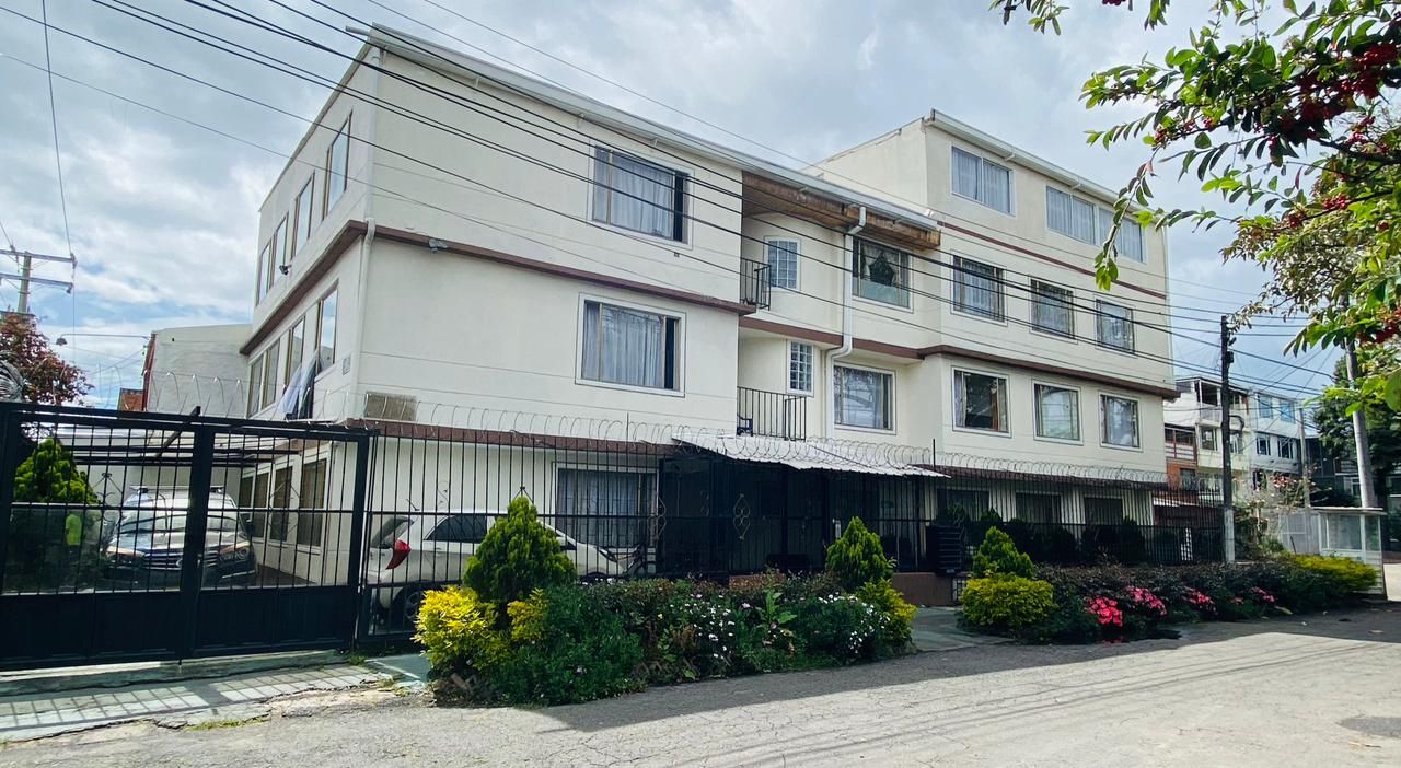 Edificio en venta Cundinamarca Bogotá Bosque Popular 1000 m2 Habitaciones 20 Baños 18 Garajes 4 Precio $2600000000