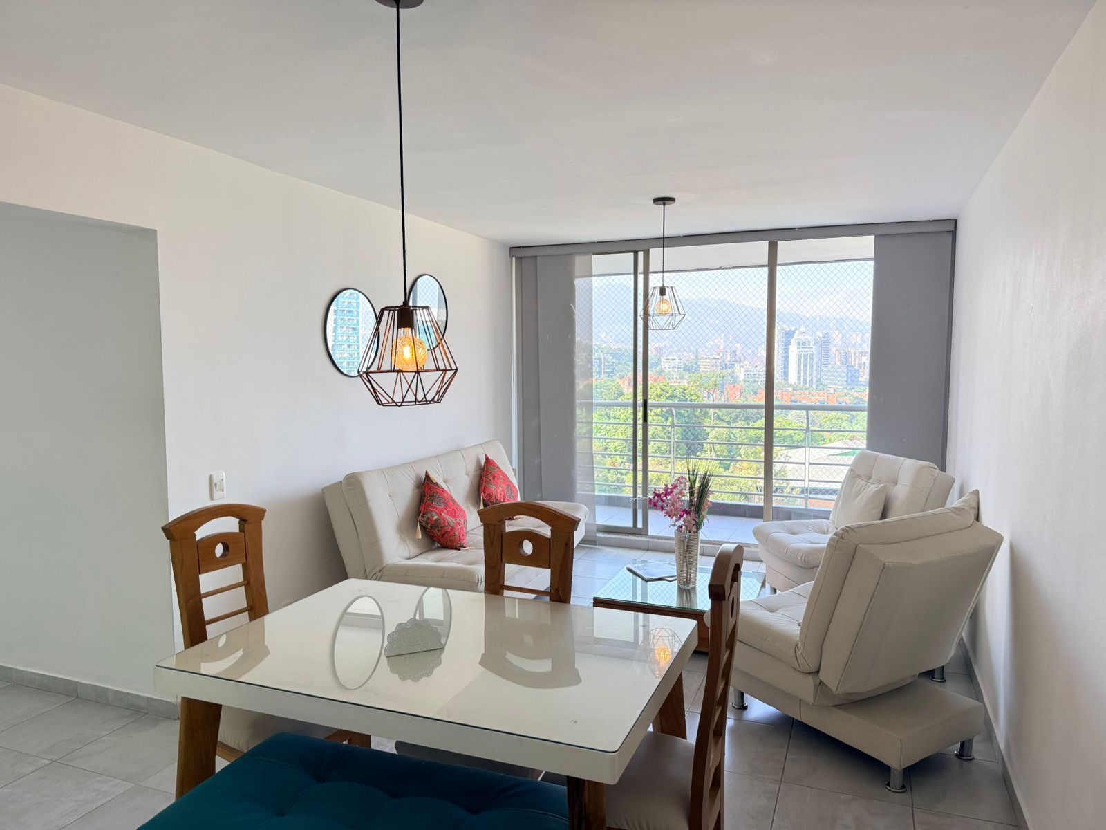 Apartamento en arriendo Antioquia Medellín Los Balsos No 1 84 m2 Habitaciones 3 Baños 2 Garajes 1 Precio $6750000