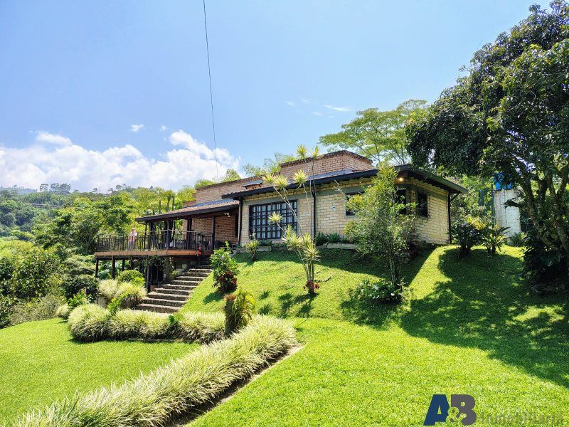 Casa en venta Antioquia Amagá Amagá 1995 m2 Habitaciones 3 Baños 2 Garajes 0 Precio $850000000