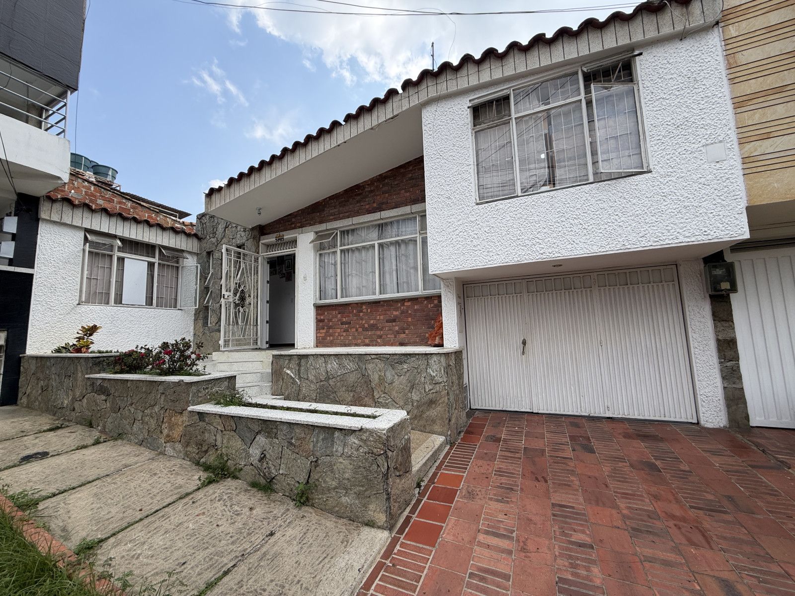Casa en venta Santander Bucaramanga El Prado 225 m2 Habitaciones 5 Baños 3 Garajes 1 Precio $980000000