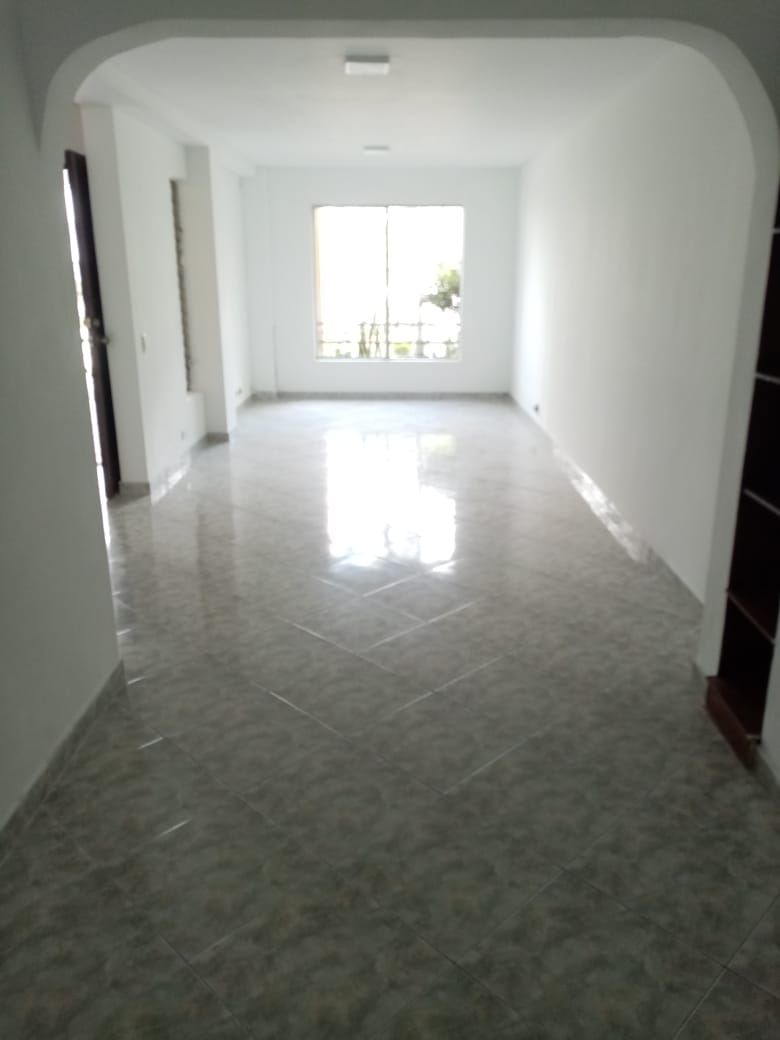 Casa en arriendo Risaralda Pereira La Elvira 150 m2 Habitaciones 3 Baños 3 Garajes 1 Precio $2300000