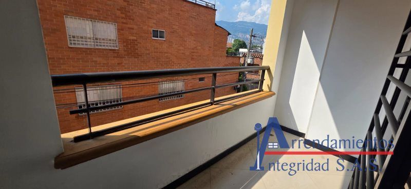 Apartamento en venta Antioquia Medellín San Martin De Porres 82 m2 Habitaciones 3 Baños 2 Garajes 0 Precio $475000000