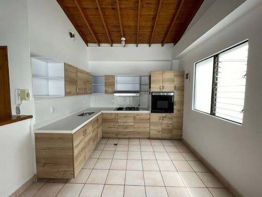Casa en venta Antioquia Medellín Calasanz Parte Alta 215 m2 Habitaciones 4 Baños 1 Garajes 1 Precio $810000000
