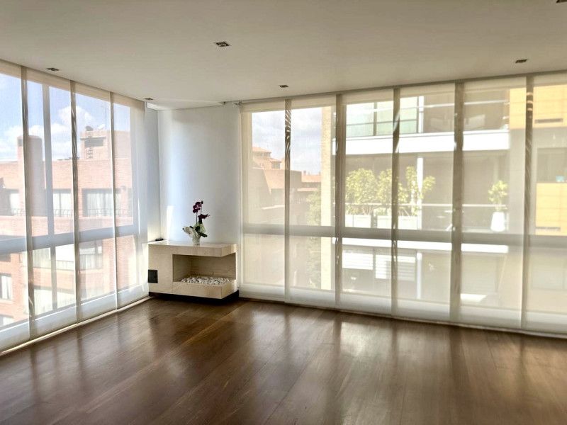 Apartamento en arriendo Cundinamarca Bogotá La Carolina 128 m2 Habitaciones 2 Baños 3 Garajes 2 Precio $7800000