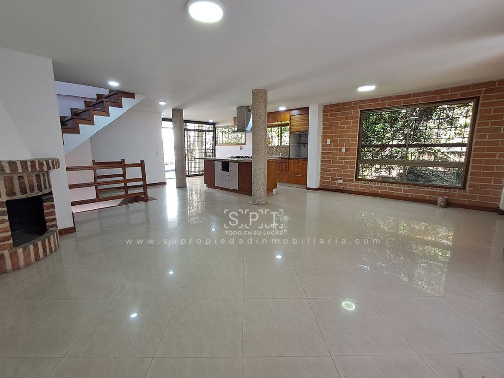 Casa en arriendo Antioquia Sabaneta Vegas De La Doctora 217 m2 Habitaciones 3 Baños 3 Garajes 2 Precio $8000000