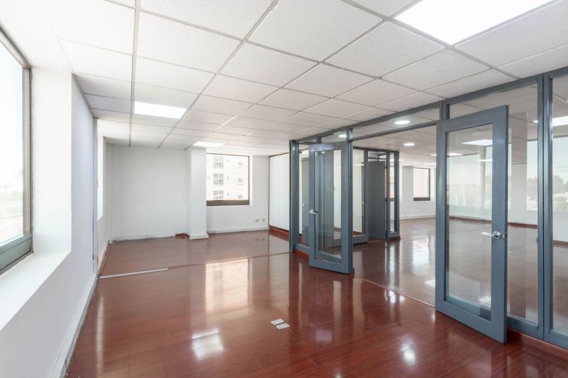 Oficina en venta Cundinamarca Bogotá Santa Bibiana 147 m2 Habitaciones 0 Baños 2 Garajes 4 Precio $980000000