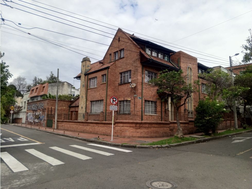 Casa en venta Cundinamarca Bogotá La Magdalena 588 m2 Habitaciones 15 Baños 5 Garajes 1 Precio $3200000000