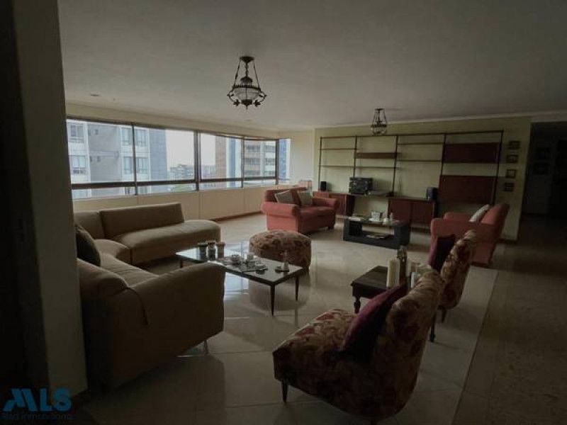Apartamento en venta Antioquia Medellín La Linde 229 m2 Habitaciones 3 Baños 5 Garajes 2 Precio $1200000000
