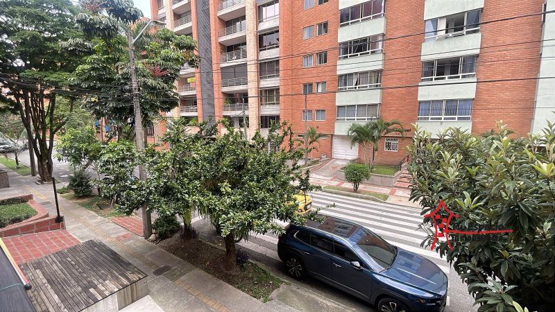 Casa en arriendo Antioquia Medellín Las Acacias 420 m2 Habitaciones 10 Baños 8 Garajes 0 Precio $9800000