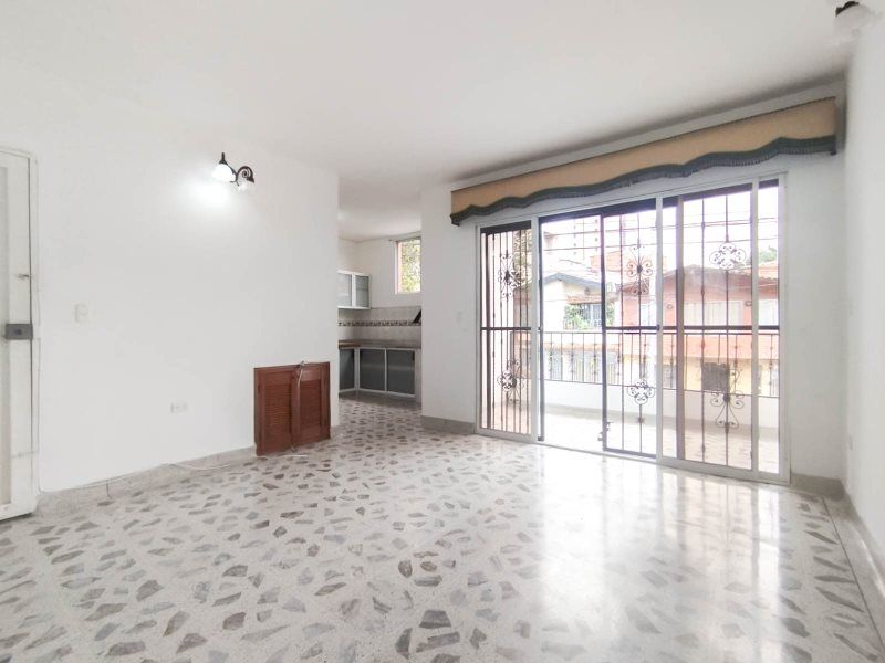 Casa en arriendo Antioquia Medellín La America 75 m2 Habitaciones 3 Baños 2 Garajes 0 Precio $2250000