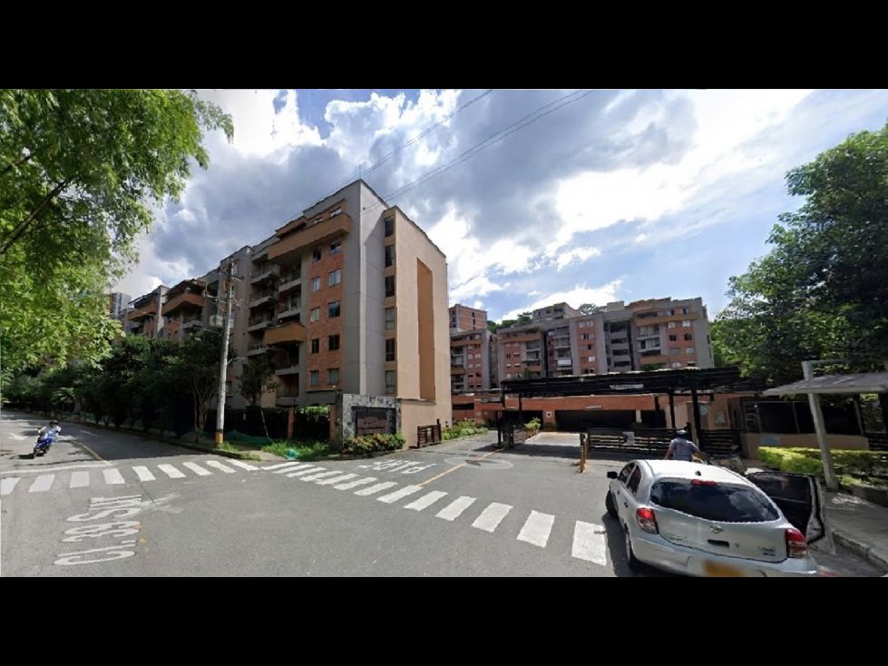 Apartamento en arriendo Antioquia Envigado Alcalá 70 m2 Habitaciones 3 Baños 2 Garajes 1 Precio $3200000