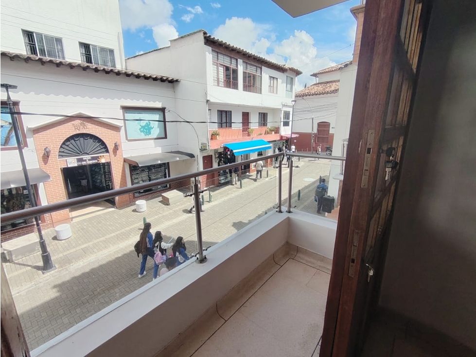 Consultorio en arriendo Antioquia Rionegro Centro 160 m2 Habitaciones 0 Baños 2 Garajes 0 Precio $6900000