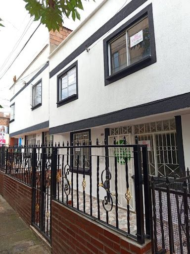 Casa en arriendo Santander Floridablanca Villa Alcázar 94 m2 Habitaciones 4 Baños 3 Garajes 0 Precio $1300000