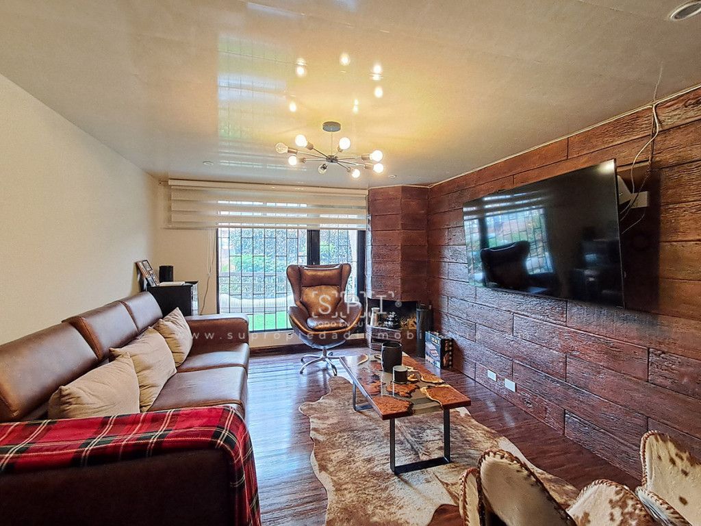 Casa en venta Cundinamarca Bogotá Cedro Salazar 123 m2 Habitaciones 3 Baños 3 Garajes 1 Precio $650000000