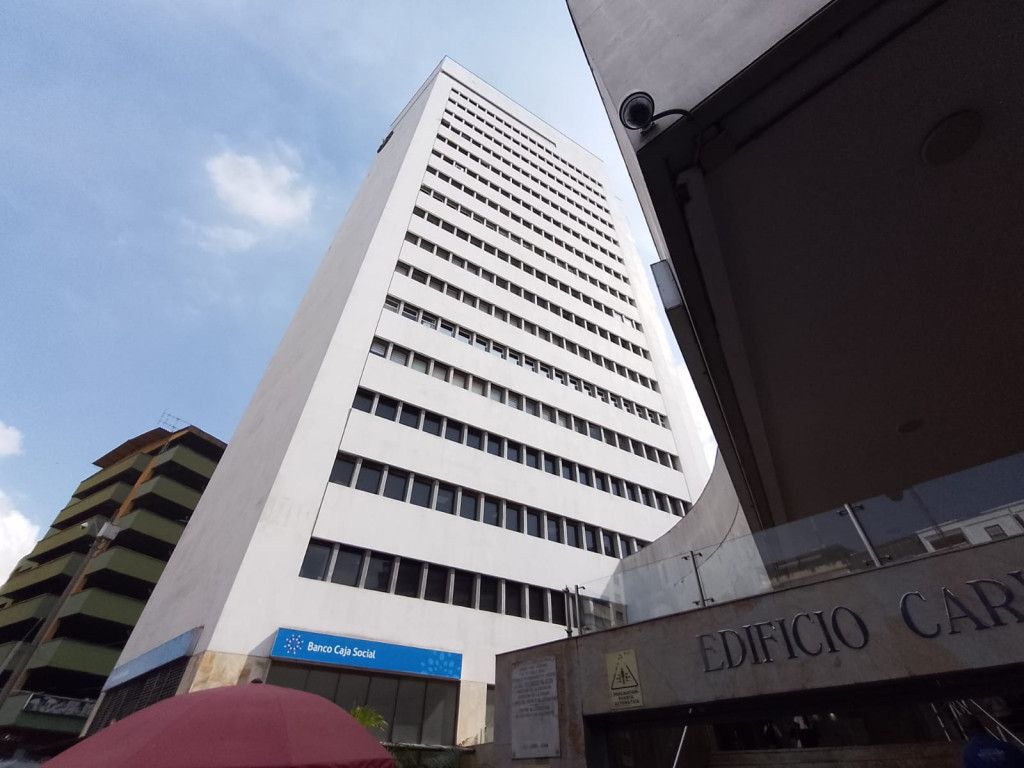 Oficina en venta Valle Del Cauca Cali San Pedro 53 m2 Habitaciones 0 Baños 1 Garajes 0 Precio $170000000