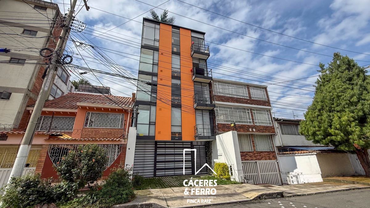 Edificio en venta Cundinamarca Bogotá Cedritos 380 m2 Habitaciones 9 Baños 7 Garajes 4 Precio $2000000000