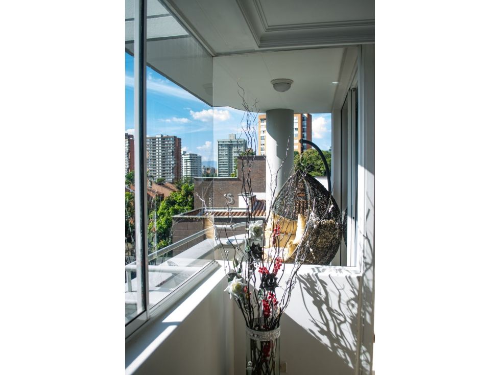 Apartamento en arriendo Antioquia Medellín San Lucas 147 m2 Habitaciones 3 Baños 3 Garajes 2 Precio $6640000