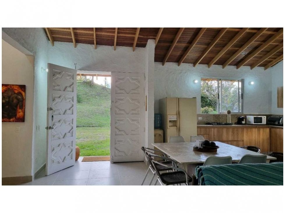 Casa en venta Antioquia El Carmen De Viboral El Carmen De Viboral 180 m2 Habitaciones 3 Baños 2 Garajes 10 Precio $850000000