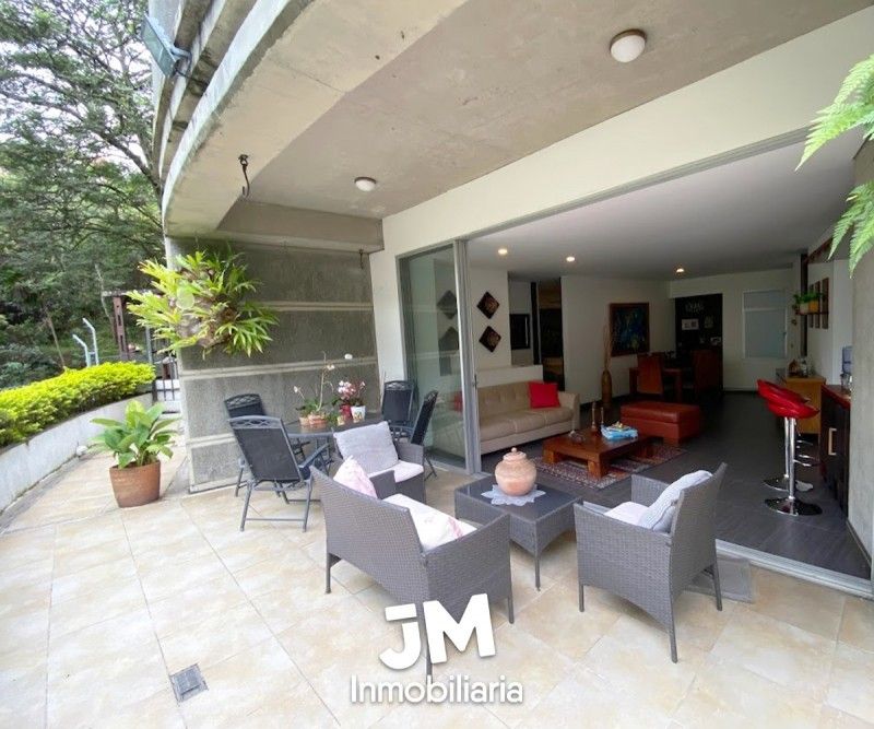 Apartamento en venta Valle Del Cauca Cali Sector Altos De Santa Isabel 130 m2 Habitaciones 2 Baños 2 Garajes 2 Precio $750000000