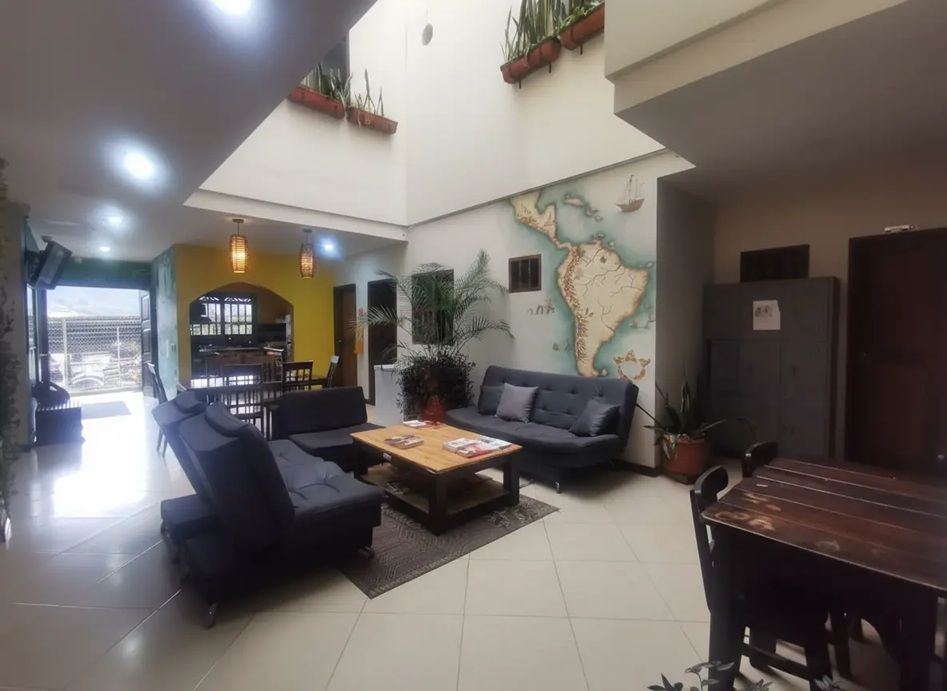 Edificio en venta Antioquia Guatape Guatape 560 m2 Habitaciones 11 Baños 7 Garajes 0 Precio $2424000000