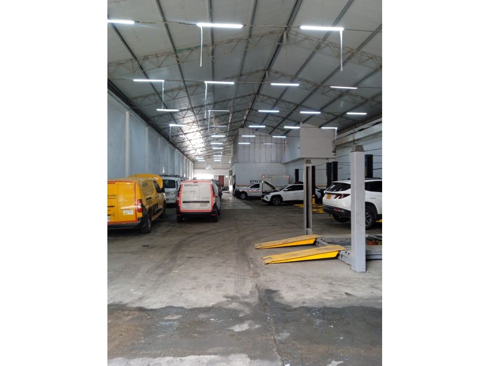 Bodega en arriendo Bolívar Cartagena Br San Pedro 900 m2 Habitaciones 0 Baños 2 Garajes 0 Precio $18500000