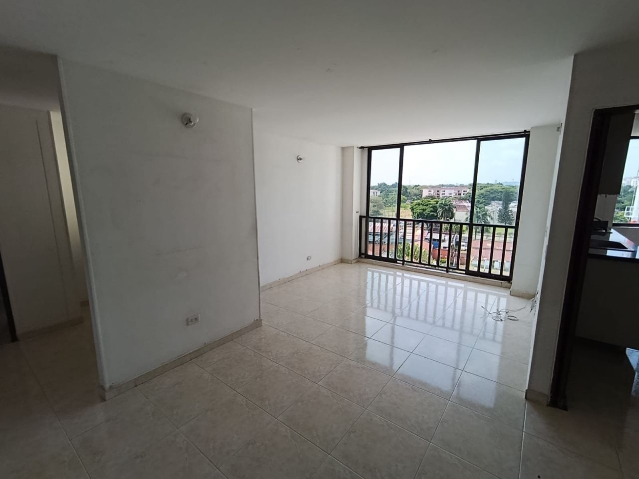 Apartamento en venta Valle Del Cauca Cali Sector La Luisa Bella Suiza 88 m2 Habitaciones 3 Baños 3 Garajes 1 Precio $350000000