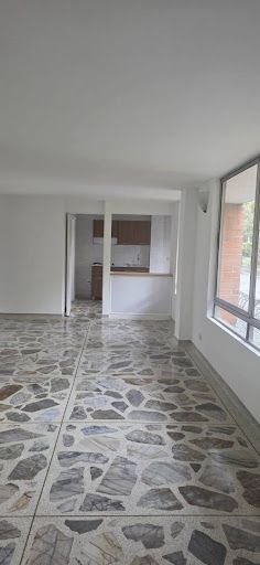 Apartamento en arriendo Antioquia Envigado Los Naranjos 97 m2 Habitaciones 3 Baños 3 Garajes 1 Precio $3200000