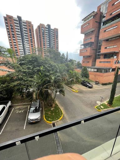 Apartamento en arriendo Antioquia Envigado El Yerbal 75 m2 Habitaciones 2 Baños 2 Garajes 1 Precio $3800000