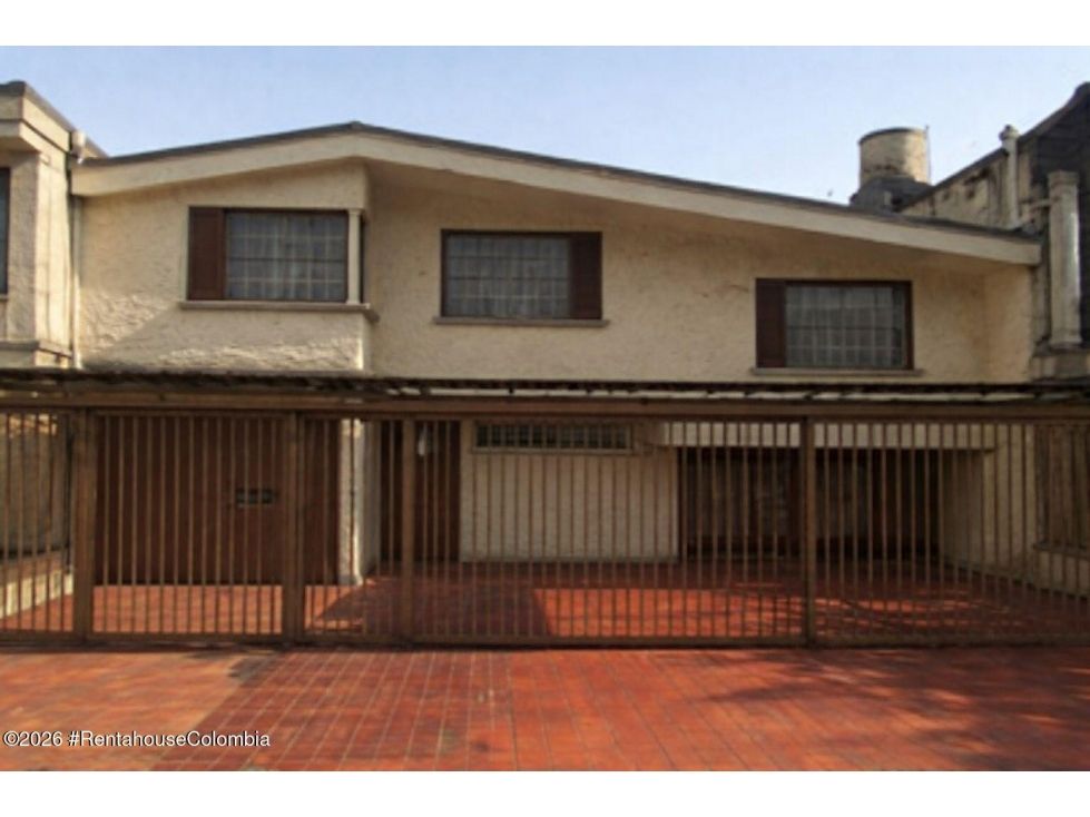 Casa en venta Cundinamarca Bogotá Lago Gaitan 480 m2 Habitaciones 3 Baños 5 Garajes 4 Precio $2600000000