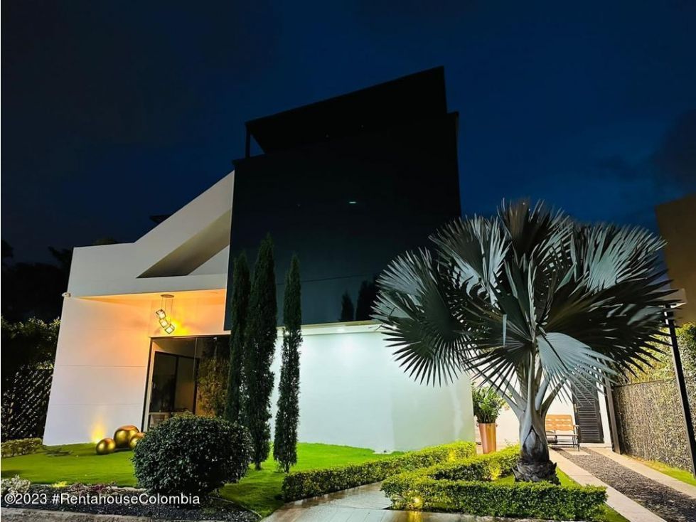 Casa en arriendo Norte De Santander Villa Del Rosario Los Trapiches 400 m2 Habitaciones 3 Baños 5 Garajes 4 Precio $25400000