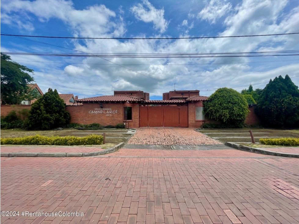 Casa en venta Cundinamarca Bogotá San José De Bavaria 420 m2 Habitaciones 4 Baños 5 Garajes 2 Precio $2500000000