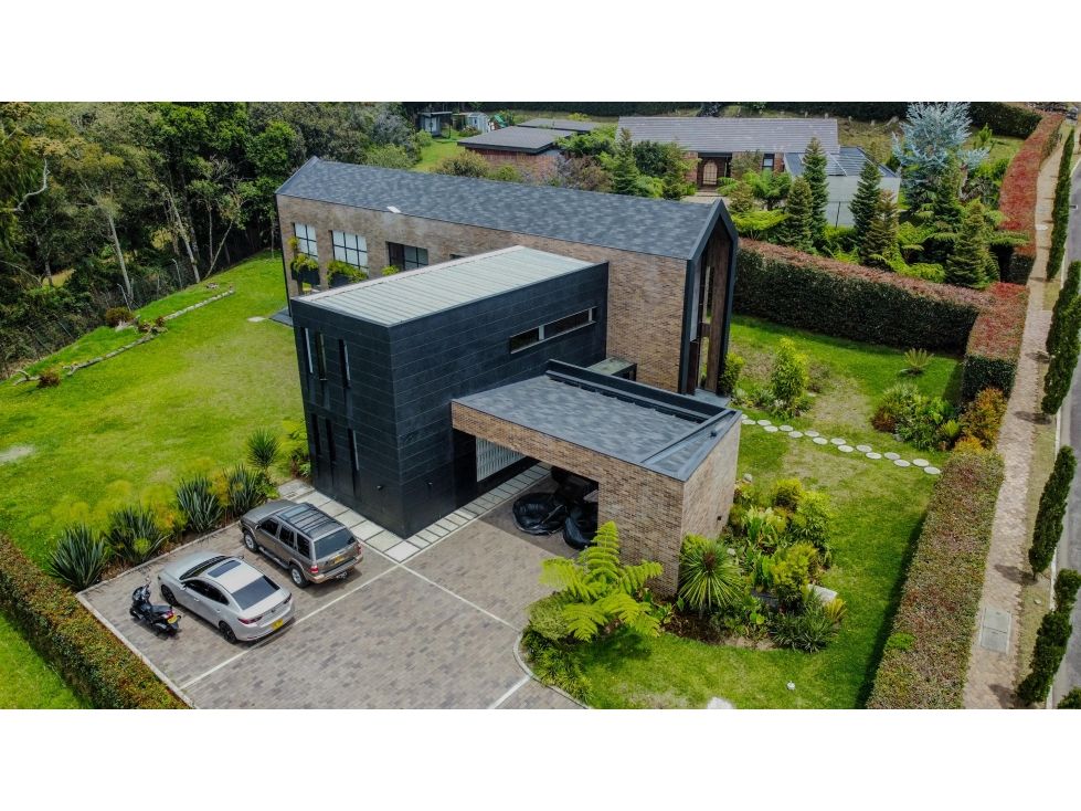 Casa en venta Antioquia Envigado Loma Del Atravesado 521 m2 Habitaciones 4 Baños 3 Garajes 6 Precio $4740000000