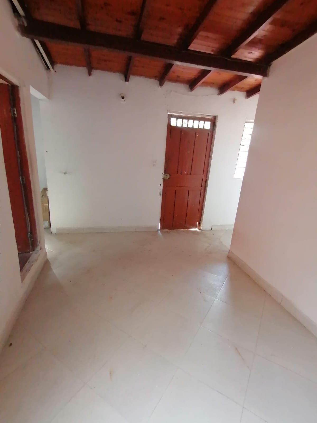 Apartaestudio en arriendo Antioquia Medellín Miranda 45 m2 Habitaciones 1 Baños 1 Garajes 0 Precio $950000