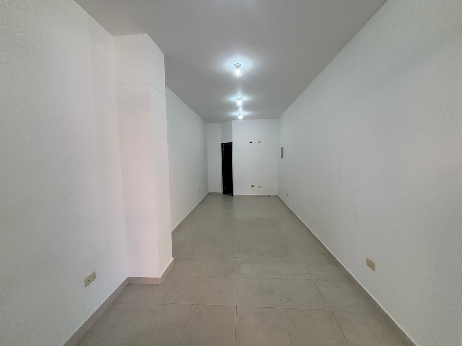 Local Comercial en arriendo o venta Antioquia Sabaneta Virgen Del Carmen 24 m2 Habitaciones 1 Baños 1 Garajes 0 Precio venta $259000000 Precio arriendo $2200000