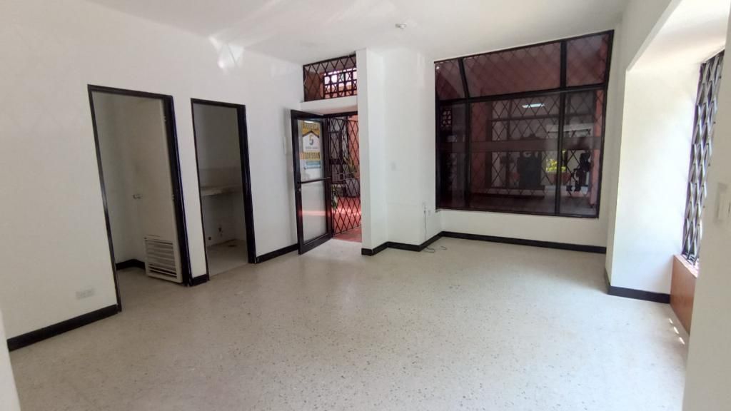 Local en arriendo Valle Del Cauca Cali Parcelaciones Pance 46 m2 Habitaciones 0 Baños 1 Garajes 0 Precio $4200000