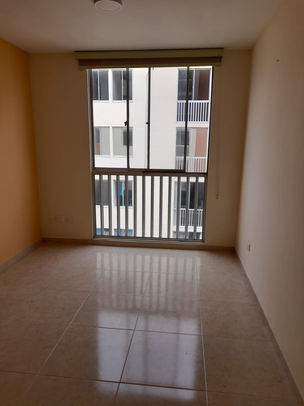 Apartamento en arriendo Tolima Ibagué Montecarlo Et I 51 m2 Habitaciones 3 Baños 2 Garajes 1 Precio $1200000